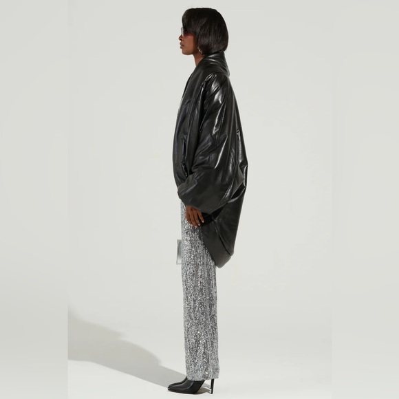 NEW Akira Due for a Win Cocoon Coat Faux Leather Black Small Oversized NWOT - Picture 2 of 8